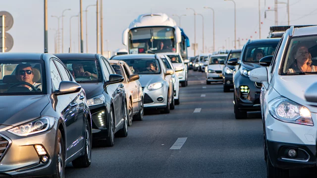 Stau auf der Straße. 