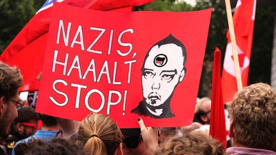 Eine Spontan-Demo gegen die Nazis