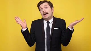 Um Entschuldigung bitten