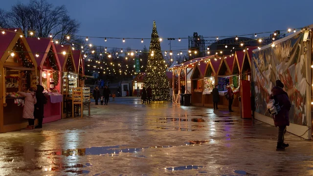 Auf dem Weg zum Weihnachtsmarkt.