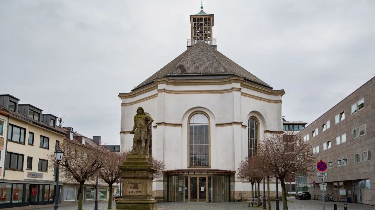 Ansicht der Karlskirche in Kassel