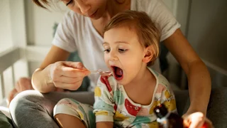 So klappt's mit Medikamenten zur Erkältungssaison