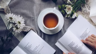 Mit Buch und Bibel durch die Pandemie