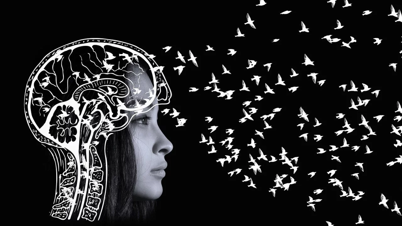 Person im Gedankenfluss.