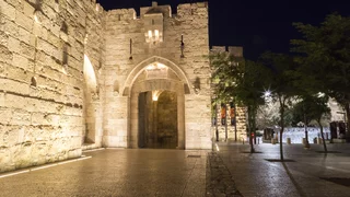 Mit einem Ruck die Türen öffnen: Psalm 24 am Anfang des Advents