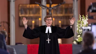 hr-fernsehen: Bischofswechsel in Kassel