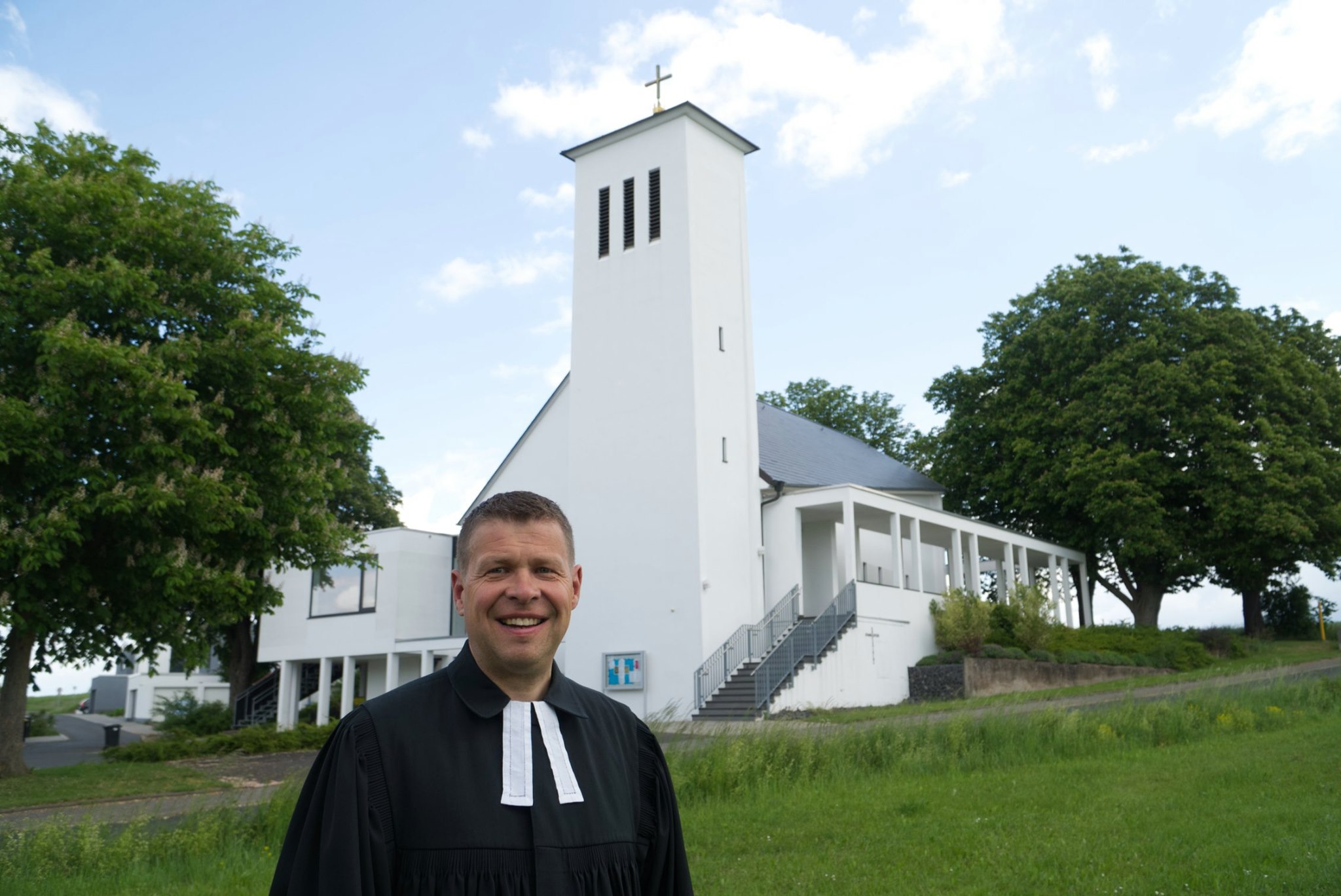 Stefan ist Pfarrer und TikTok-Star